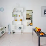 Sea Breeze Apartman *